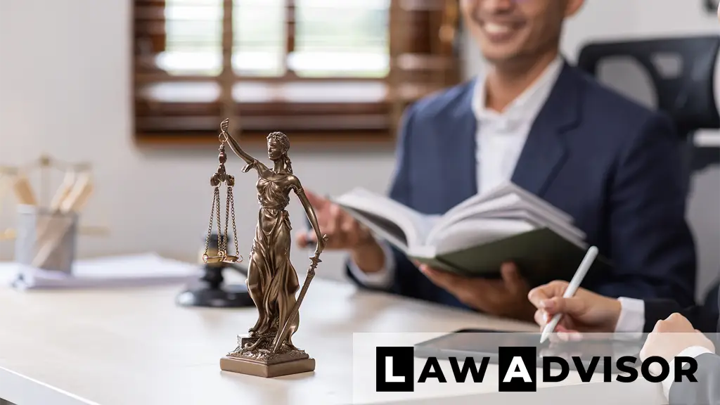 Lawyer and client meeting in courtroom, discussing legal rights and double jeopardy defense